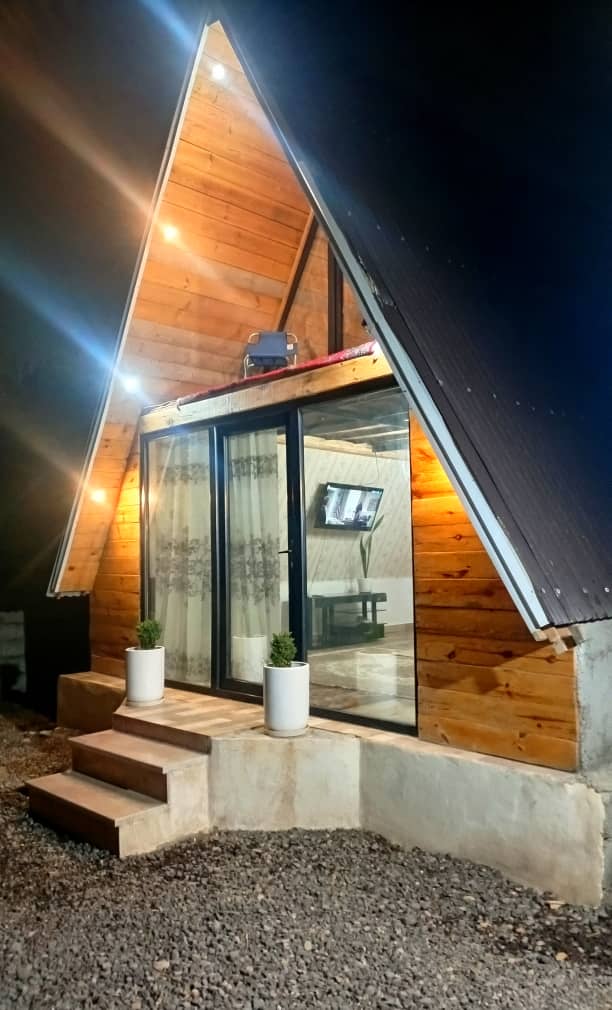 اجاره روزانه کلبه تک خواب ماه منیر - رشت