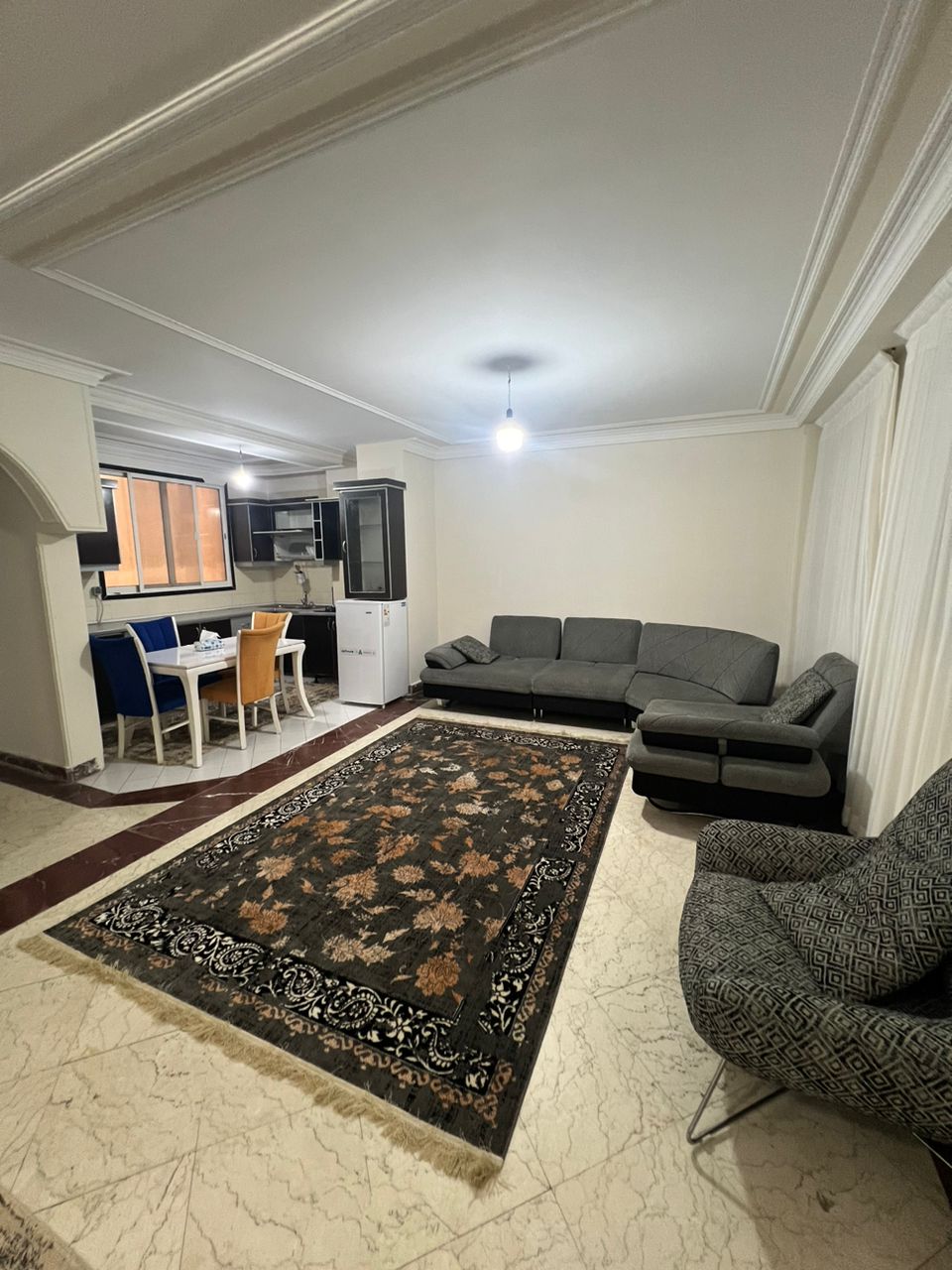 اجاره روزانه آپارتمان تک خواب بهار نارنج 4 - بندر عباس