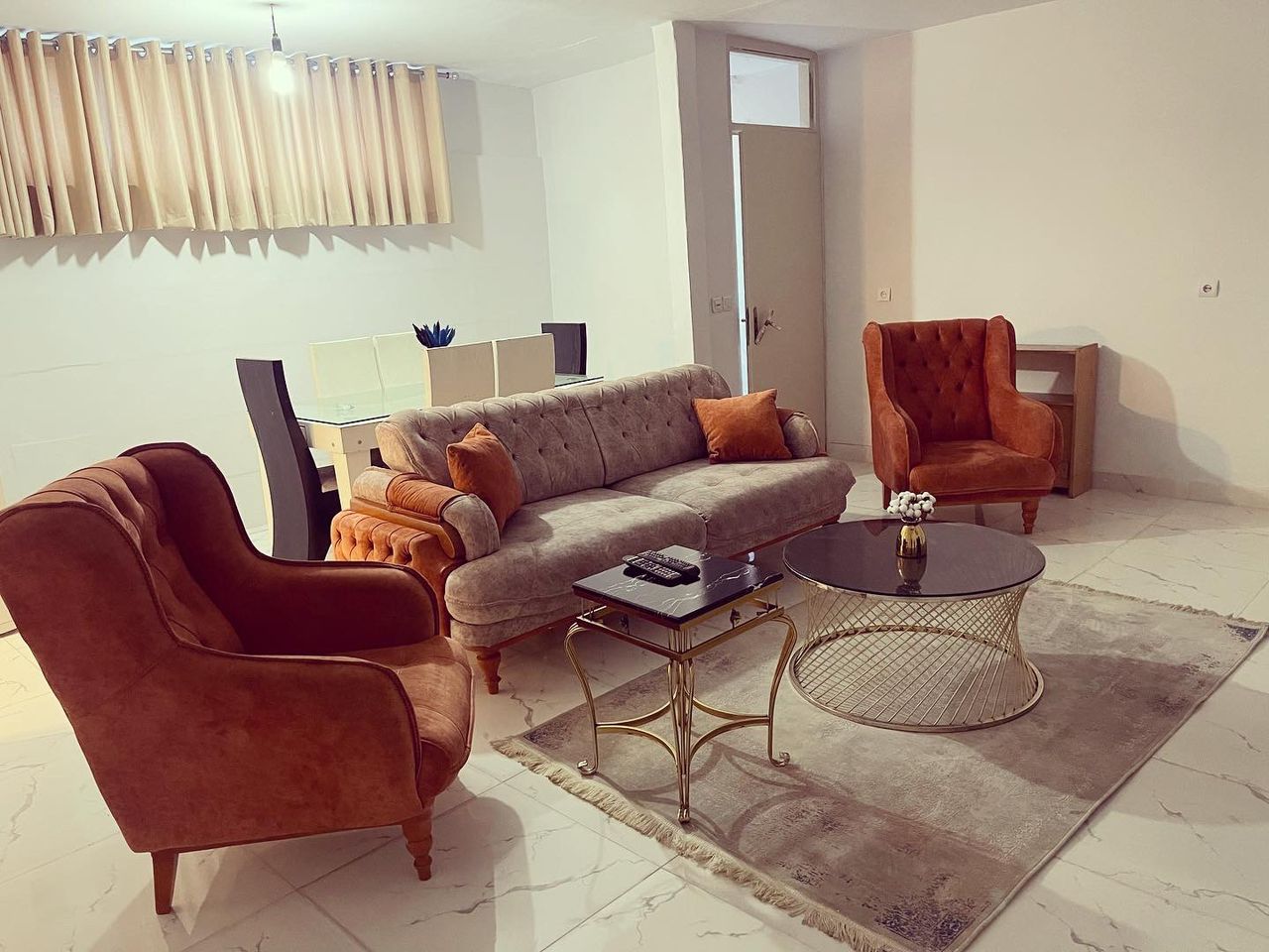 اجاره روزانه آپارتمان تک خواب لوکس صادقیه 1 - تهران