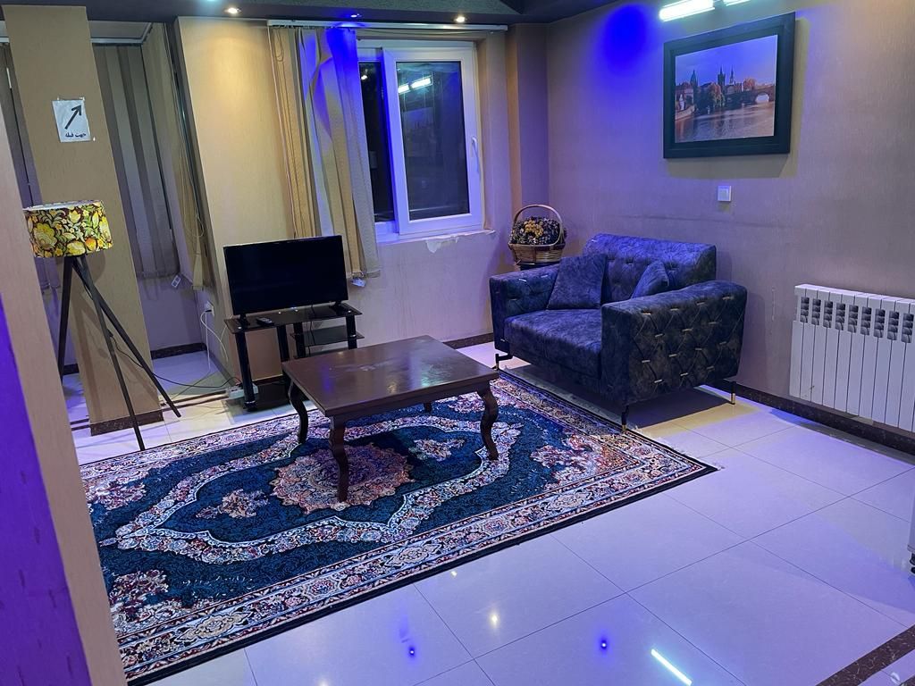 اجاره روزانه آپارتمان تک خواب نقشه جهان 3 - اصفهان