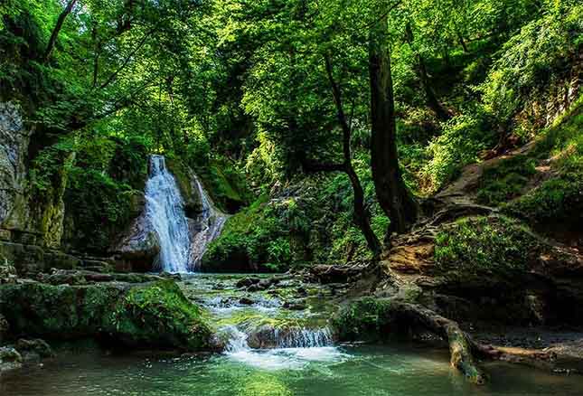 مسیرها، زمان سفر، و اقامت کوتاه پیشنهادی برای سفرهای یک‌روزه