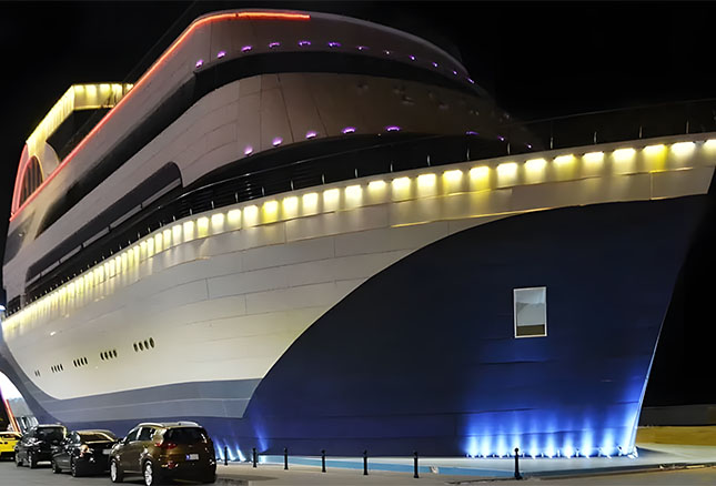 ۸ تجربه شبانه در کیش که سفر شما را خاص می‌کند