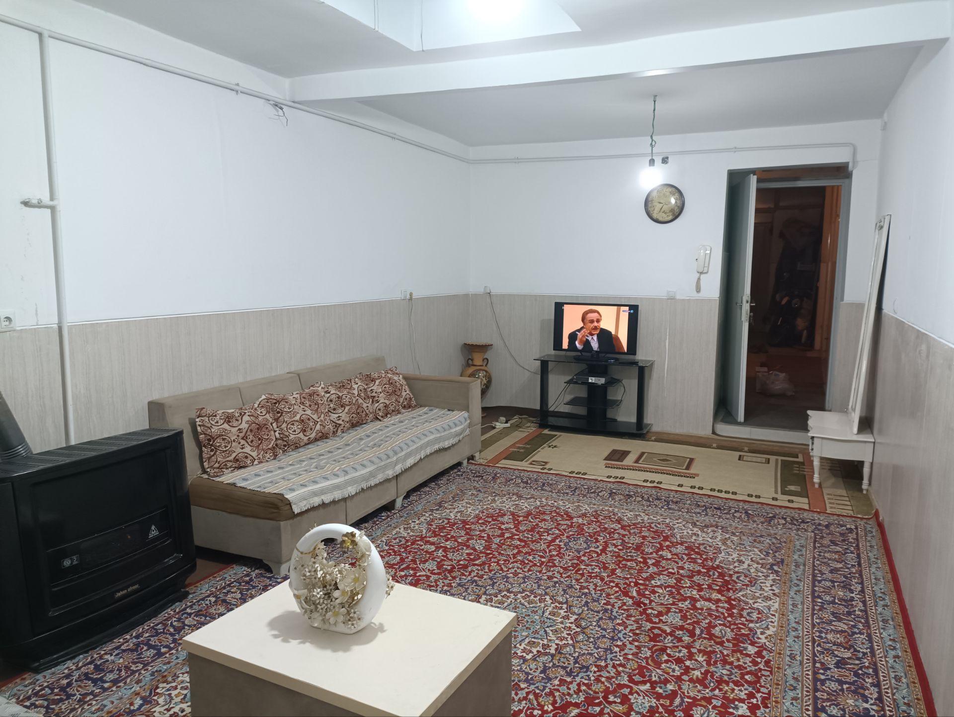 اجاره روزانه آپارتمان تک خواب بهار - همدان