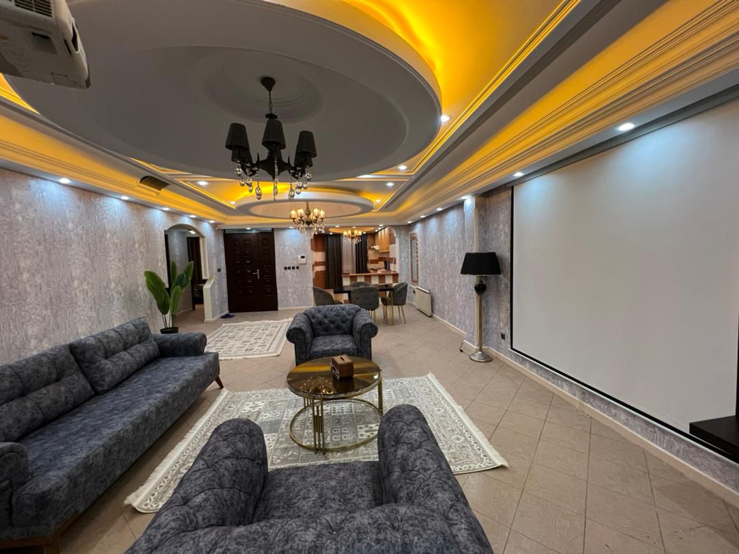 آپارتمان دوخواب پریمیوم پلازا سعادت اباد ۵ - پذیرایی