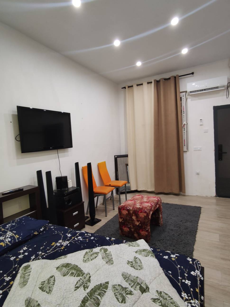 اجاره روزانه سوئیت عزیز جنت آباد جنوبی 15 vip - تهران